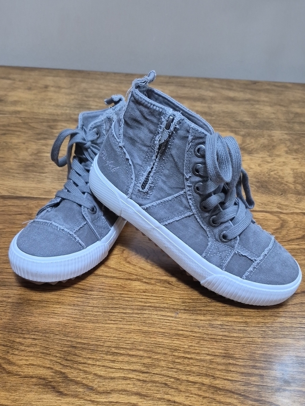 BLOWFISH 'Rev Arctic' Gray Distressed Canvas Women's High Top Sneakers Side Zip - Picture 3 of 16